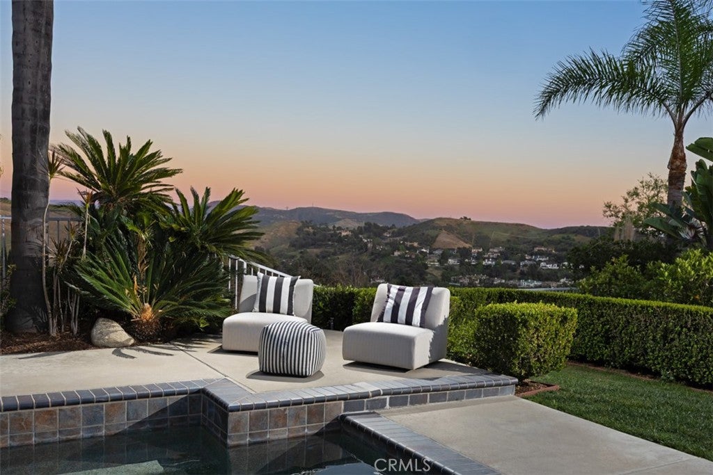 29902 Hillside Terrace