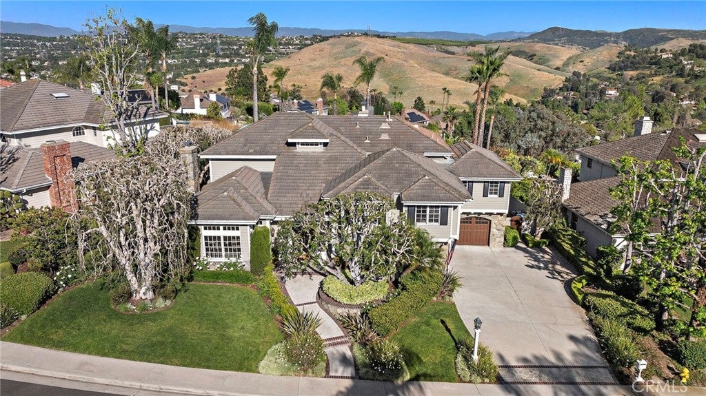 29902 Hillside Terrace