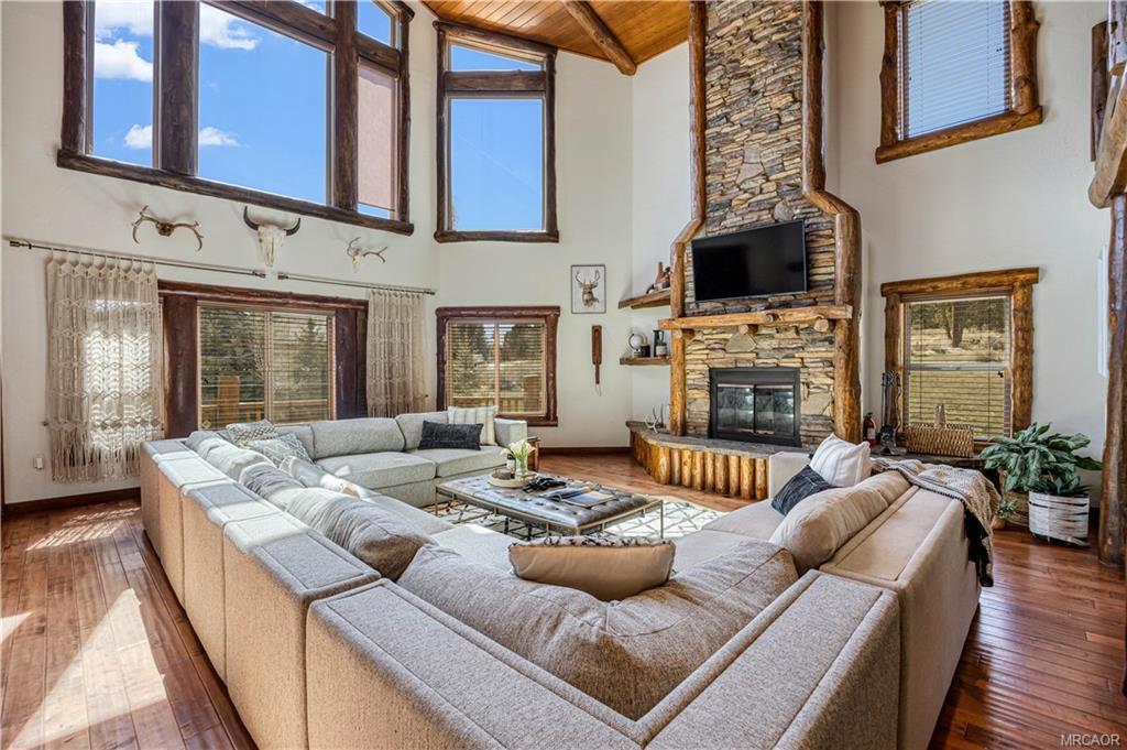 42521 Bear Loop