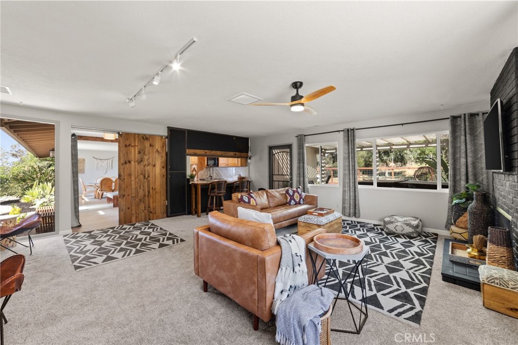 856 W Sunset Drive