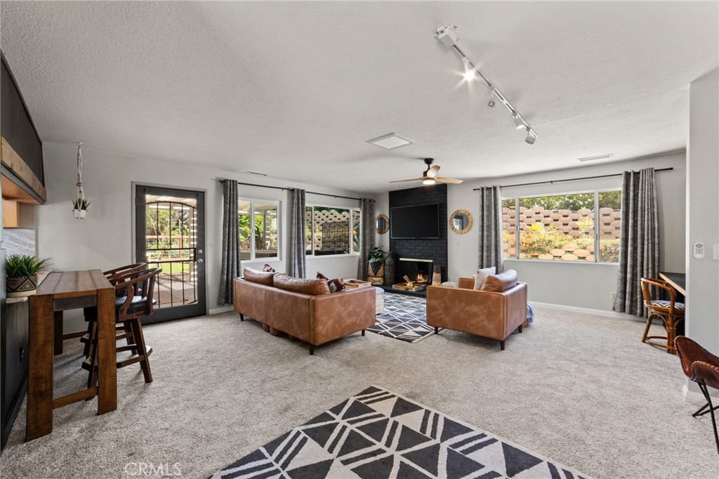 856 W Sunset Drive
