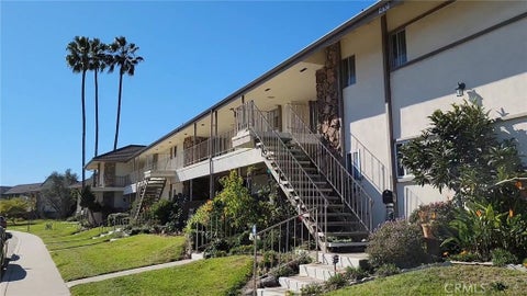 Photo of 22859 Nadine CIR #B, Torrance, CA 90505 (MLS # SB26211152)