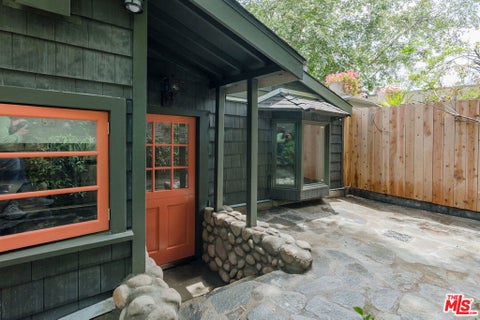 Photo of 937 N Beverly Glen Boulevard, Los Angeles, CA 90077 (MLS # 26834477)