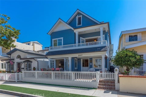 Photo of 2007 Miramar DR, Newport Beach, CA 92661 (MLS # NP26233982)