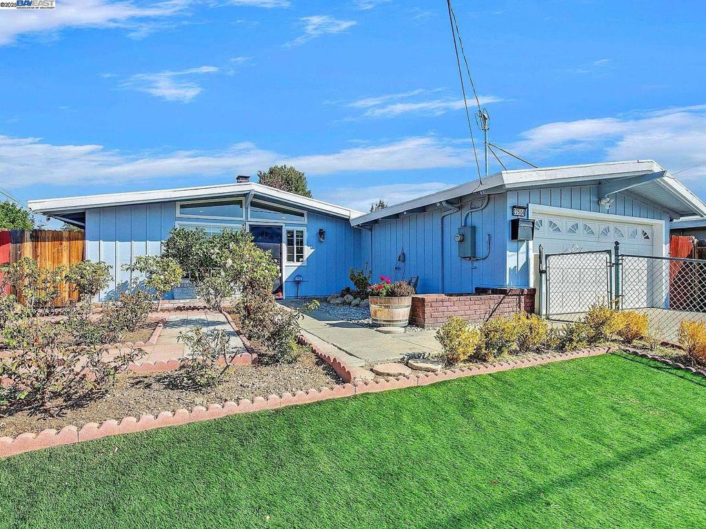Properties 1 27584 La Porte Ave
