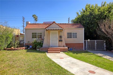 Photo of 1020 Raymond Ave, Glendale, CA 91201 (MLS # GD26053466)