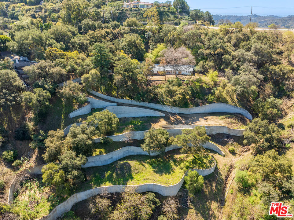 13511 Mulholland Drive