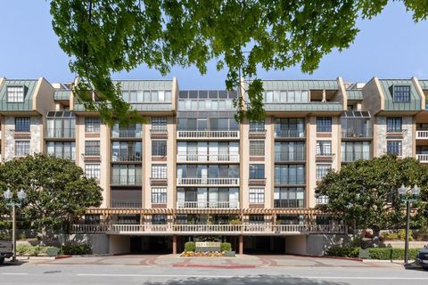 Photo of 555 Laurel Ave #330, San Mateo, CA 94401 (MLS # ML82029709)