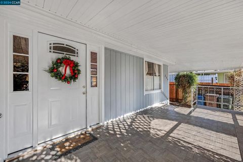 Photo of 264 Safari Way, Pacheco, CA 94553 (MLS # 41079723)