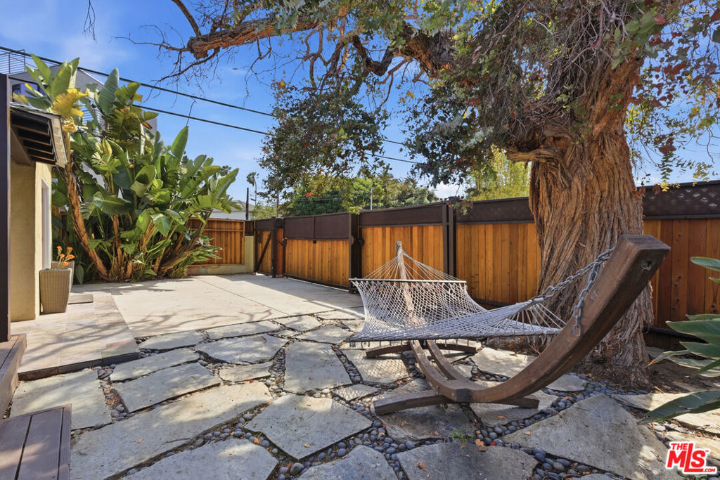 2432 Wilson Avenue
