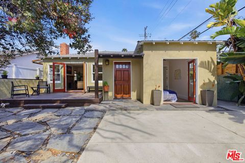 Photo of 2432 Wilson Avenue, Venice, CA 90291 (MLS # 26834691)