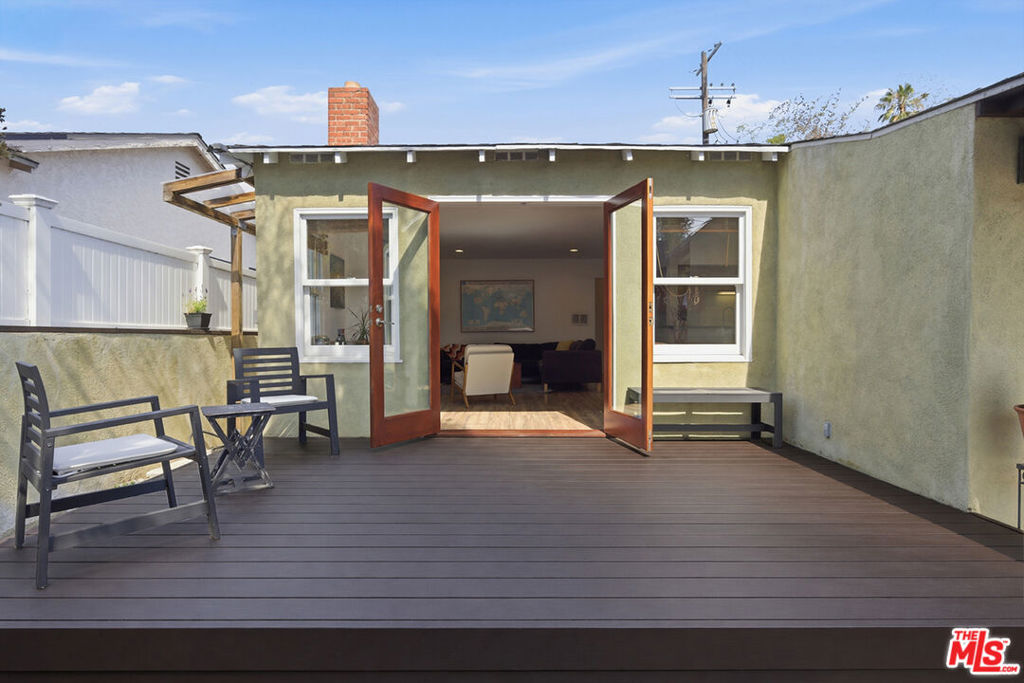 2432 Wilson Avenue