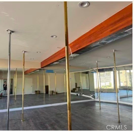 307 N Santa Anita A