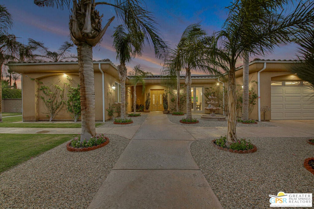 2280 E Desert Park Avenue