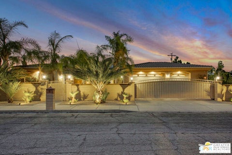 Photo of 2280 E Desert Park Avenue, Palm Springs, CA 92262 (MLS # 26989069PS)