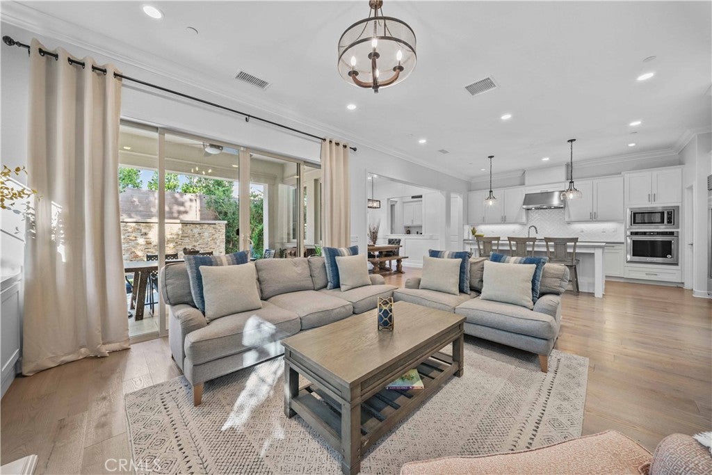 53 Navajo, Irvine CA 92602 - Photo 6