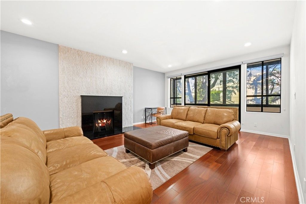 Photo of 1277 S Beverly Glen Boulevard #405, Los Angeles, CA 90024 (MLS # SB25267358)