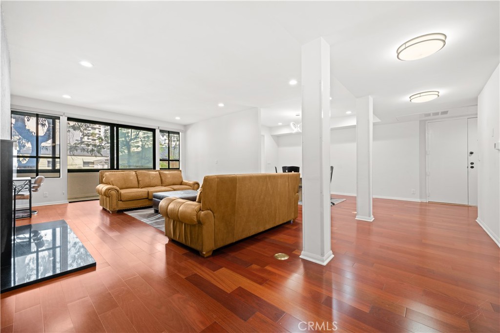 1277 S Beverly Glen Boulevard 405