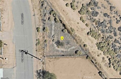 Photo of VICTOR R Victor, Hesperia, CA 92345 (MLS # CV26093639)