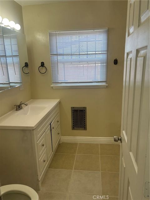 Tiny photo for 2911 W 129th Pl, Gardena, CA 90249 (MLS # SB25235233)