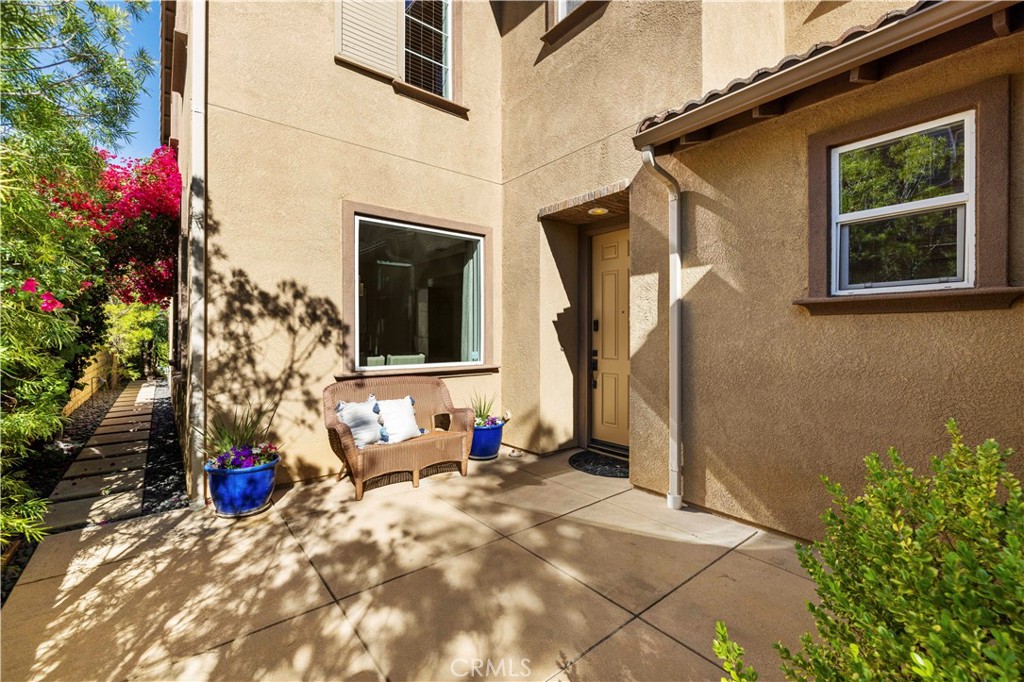 28613 Stonegate Court