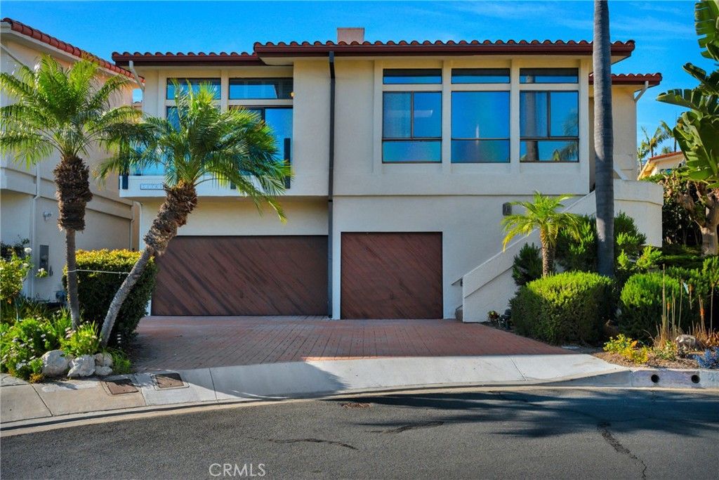 Photo of 32701 Via Palacio, Rancho Palos Verdes, CA 90275 (MLS # OC26083760)