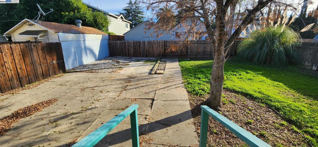 OLD SOUTH SIDE - Residential