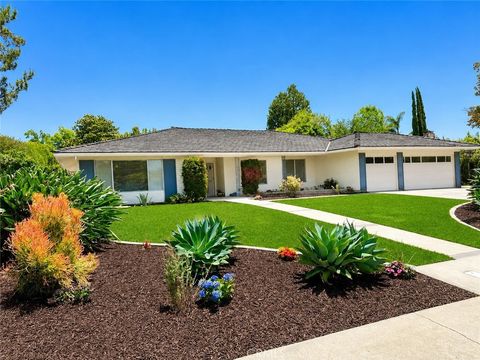 Photo of 537 Redlands AVE, Claremont, CA 91711 (MLS # PW26122267)