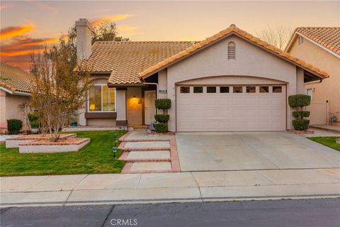 Photo of 5550 W Pinehurst Dr, Banning, CA 92220 (MLS # SW26049543)