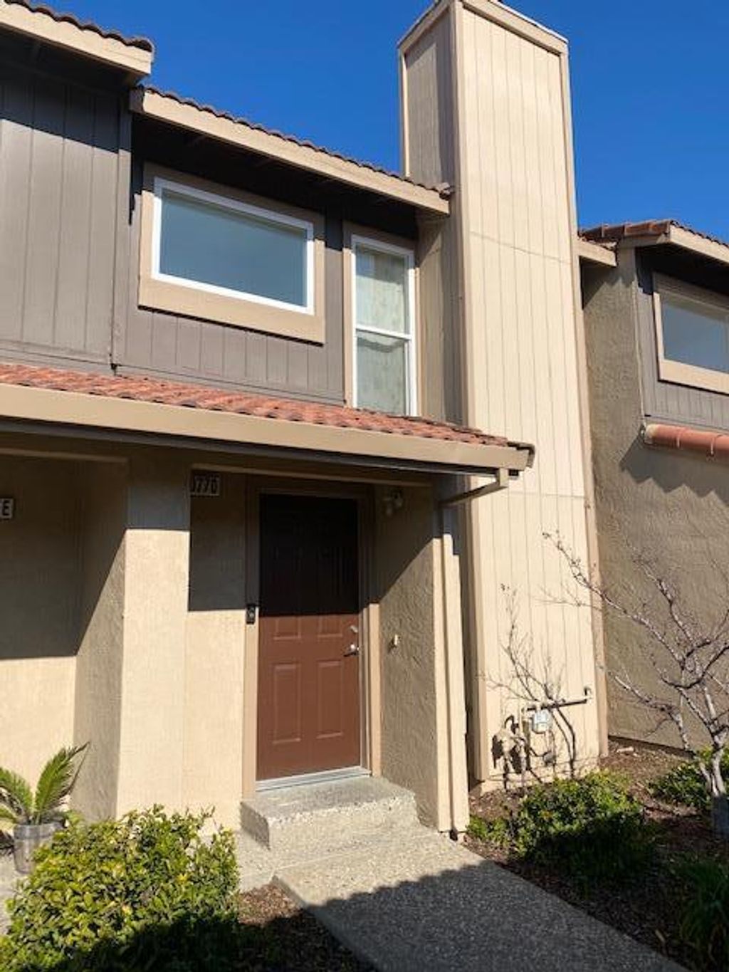 listing image 130726178504696865929