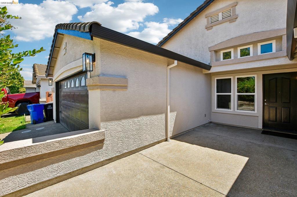 9020 Pembridge Dr