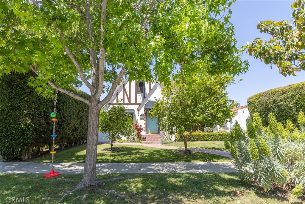 3639 Falcon Avenue