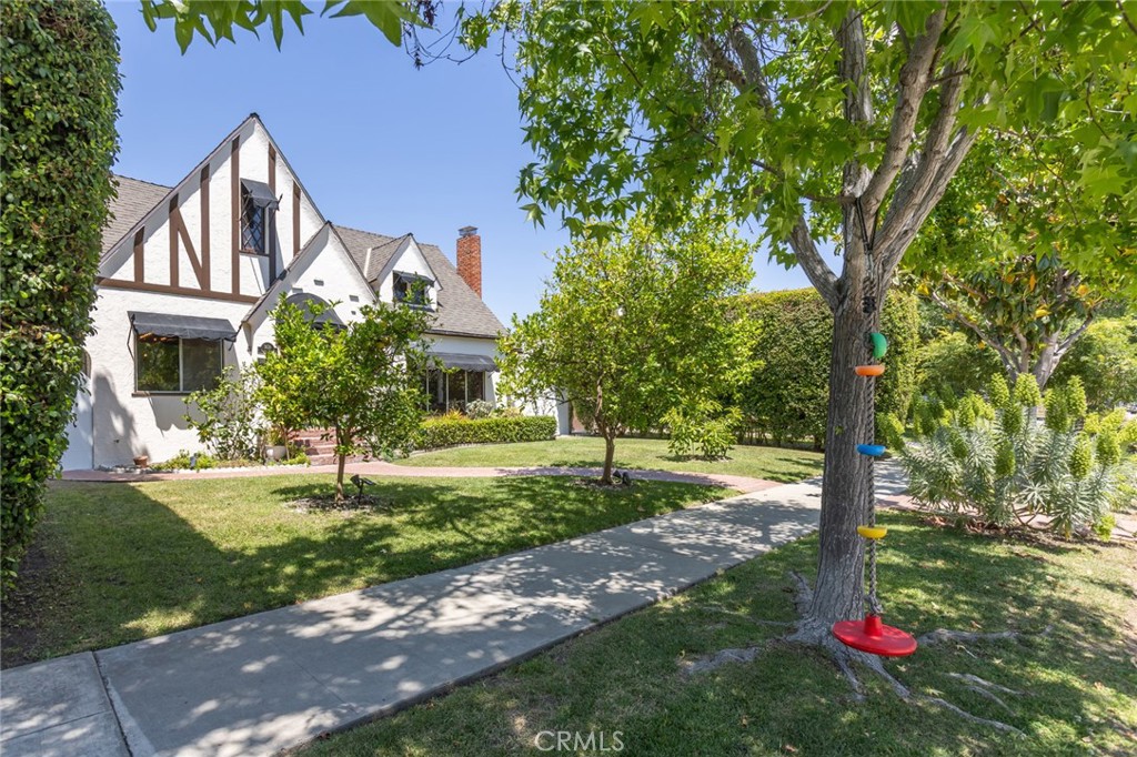 3639 Falcon Avenue