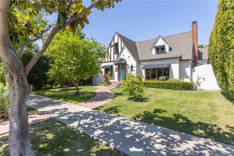 Photo of 3639 Falcon Avenue, Long Beach, CA 90807 (MLS # PW26098451)