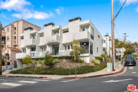 Photo of 8601 W West Knoll Drive #5, West Hollywood, CA 90069 (MLS # 25619039)