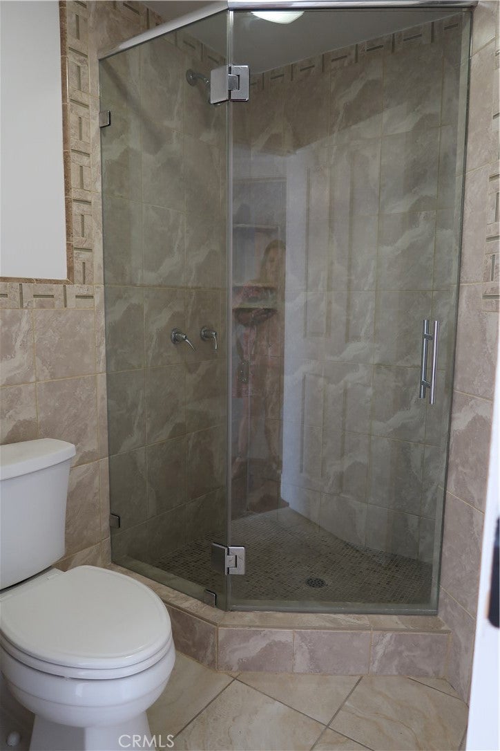 Huntington Beach, California, 92649, United States, 6 Bedrooms Bedrooms, ,6 BathroomsBathrooms,Residential,Active,2023910