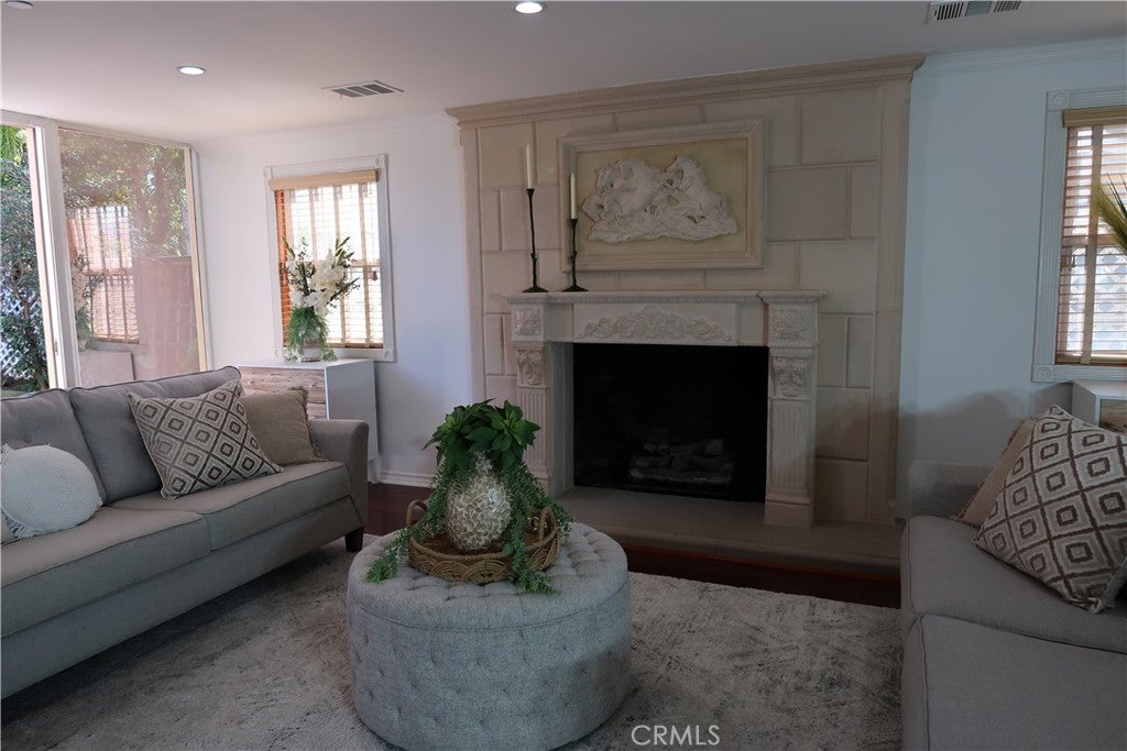 Huntington Beach, California, 92649, United States, 6 Bedrooms Bedrooms, ,6 BathroomsBathrooms,Residential,Active,2023910