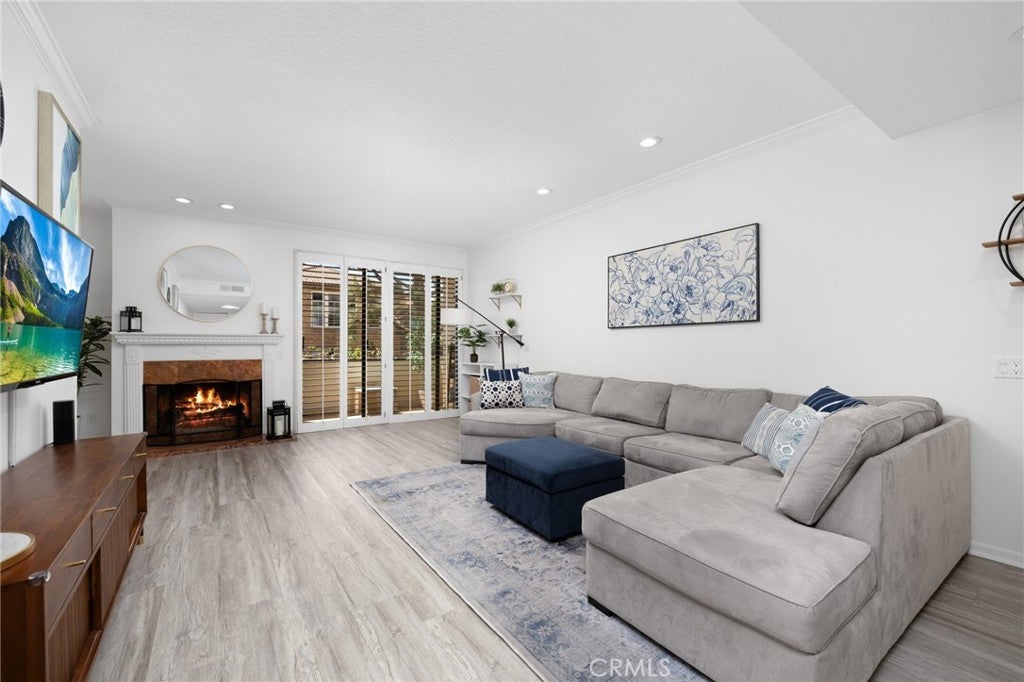 1271 Granville Avenue 102, Los Angeles CA 90025