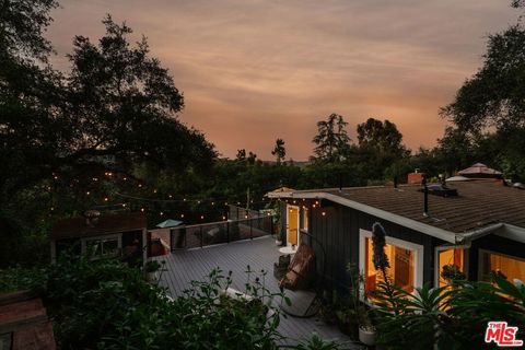 Photo of 21114 Colina Drive, Topanga, CA 90290 (MLS # 26675487)