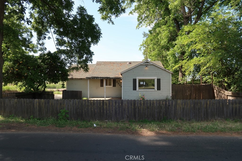 3328 Walnut Avenue