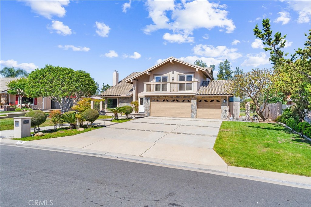 6421 Acacia Hill Drive