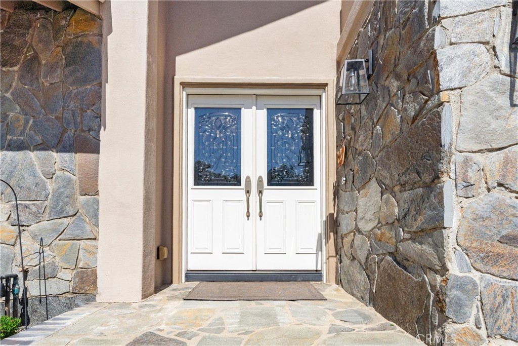 6421 Acacia Hill Drive