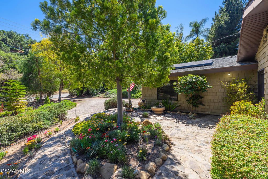 listing image 130723576360238523541
