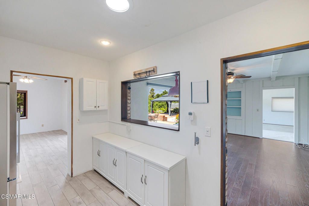 listing image 130723643294108513753
