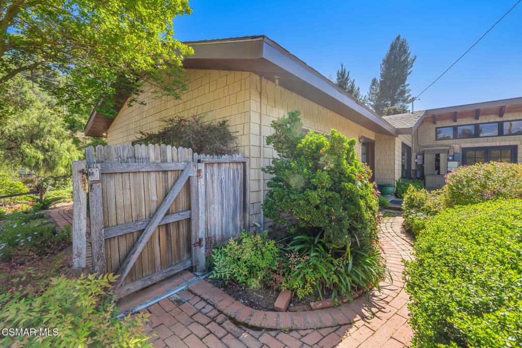 listing image 130729115094128299857