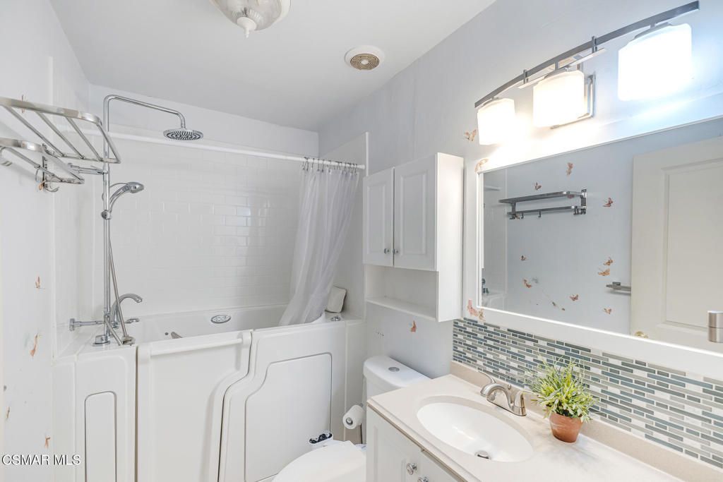 listing image 130729355766759948075