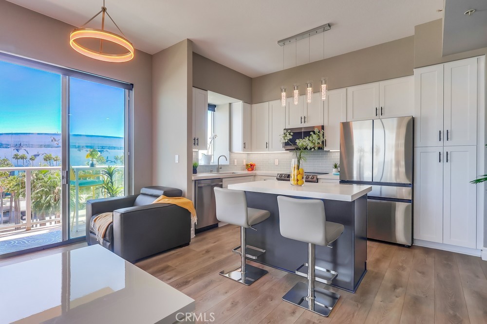 488 E Ocean Boulevard 502