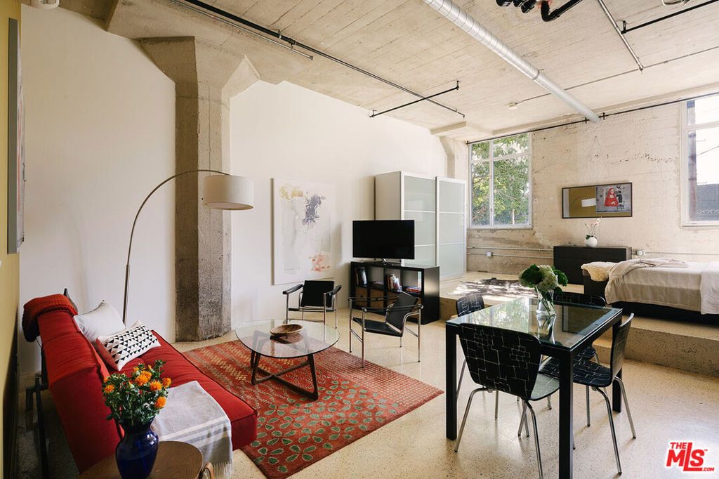 Photo of 825 E 4th Street #110, Los Angeles, CA 90013 (MLS # 26641039)