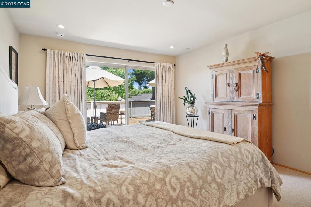 CROW CANYON C.C. - Residential