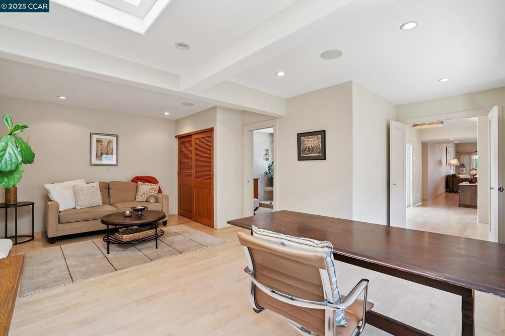 CROW CANYON C.C. - Residential